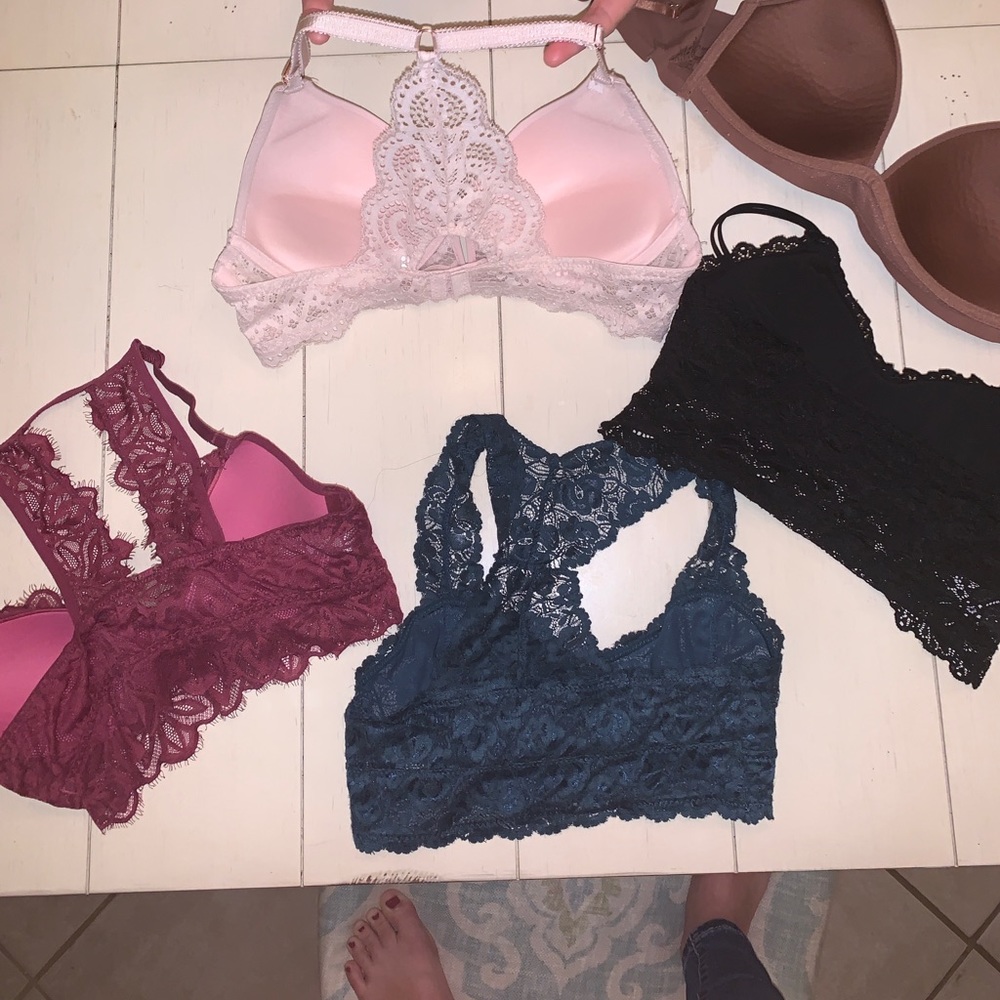 Bras / Bralettes - Picture 2 of 2